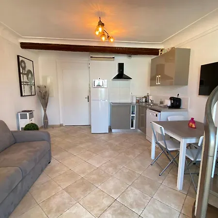 Apartament 06bj - Beautiful Air-conditioned Duplex With Balcony *