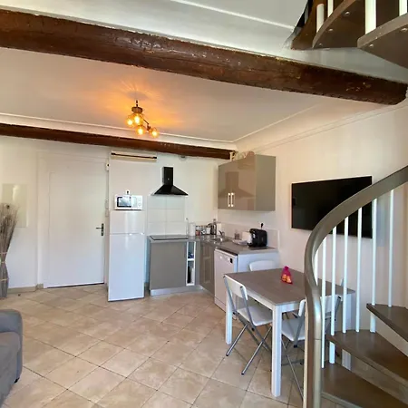 Apartament 06bj - Beautiful Air-conditioned Duplex With Balcony *