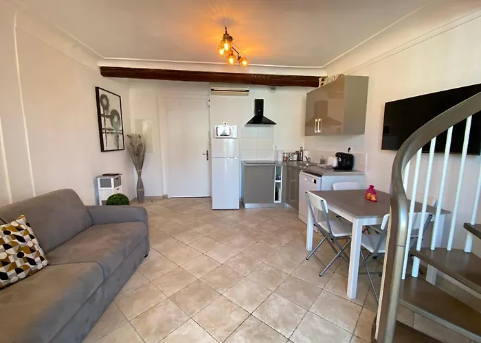 Apartament 06bj - Beautiful Air-conditioned Duplex With Balcony *